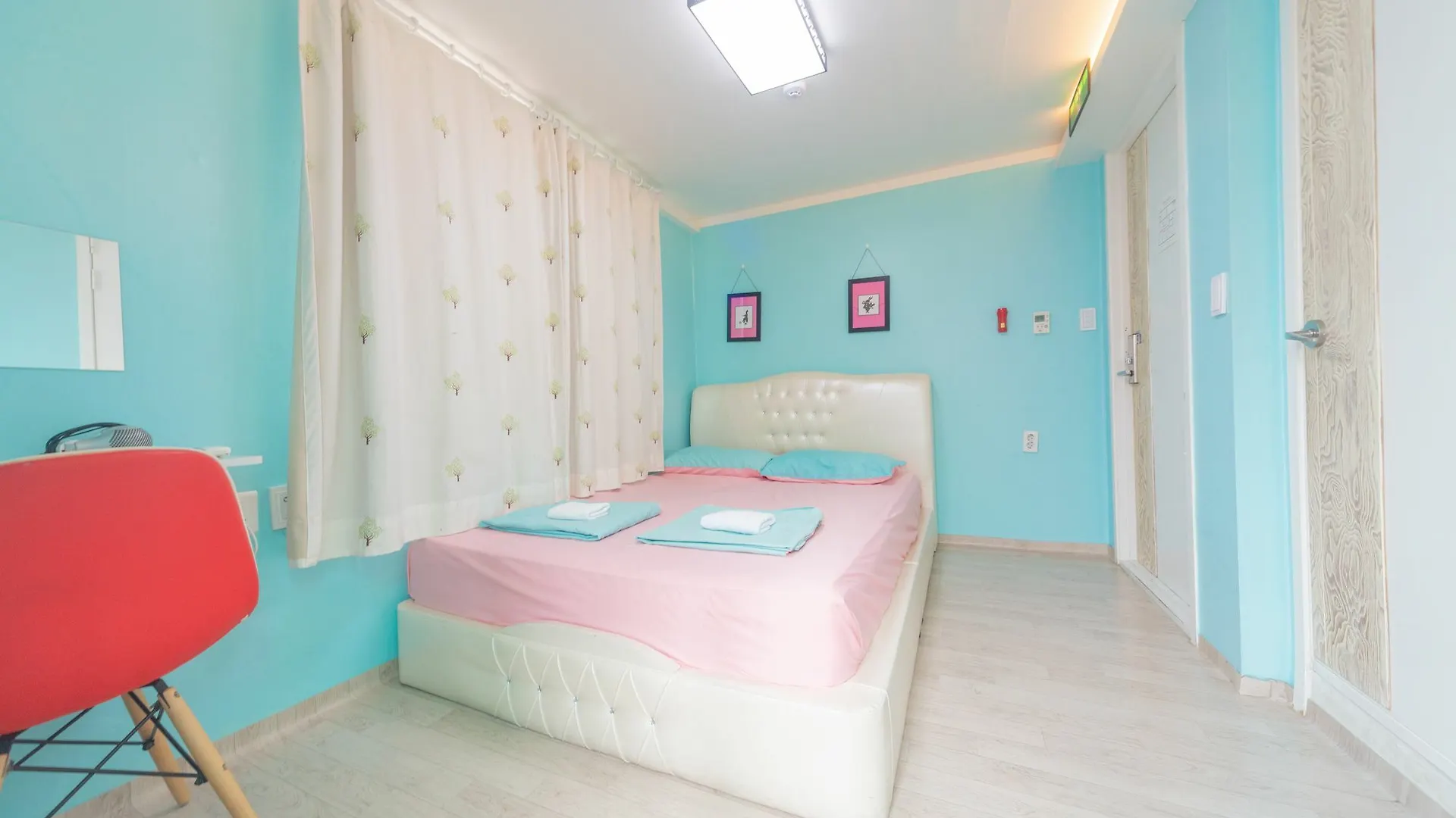 Hotel Sounlin Guesthouse - Caters To Women Seoul