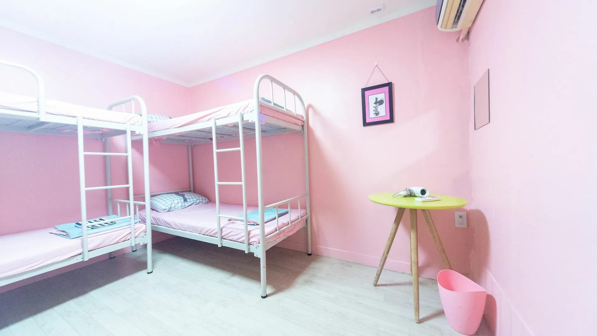 Hotel Sounlin Guesthouse - Caters To Women Seoul